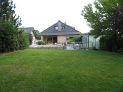 Blick vom Garten zum Haus Blick vom Garten zum Haus