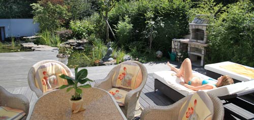 Gartengestaltung mit Holzterrasse Gartengestaltung mit Holzterrasse