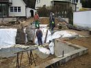setzen der Naturstein-Bl�cke