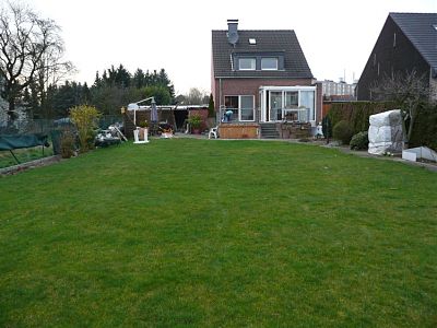 Garten Einfamilienhaus vor der Umgestaltung Garten Einfamilienhaus vor der Umgestaltung