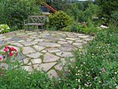 Terrasse mit Polygonalplatten