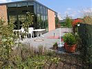 Terrasse vor der Cafeteria